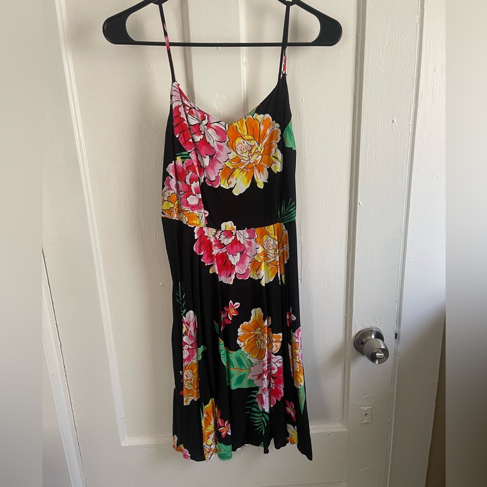 Black floral sundress size M Old Navy
